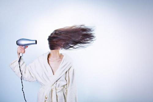 8 szokás, ami árt a hajadnak